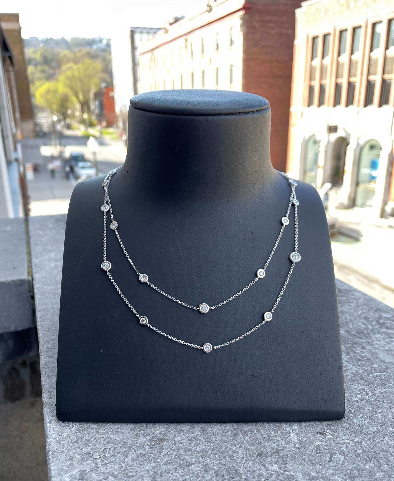 Montreal Fine Jewelers Diamond Necklaces