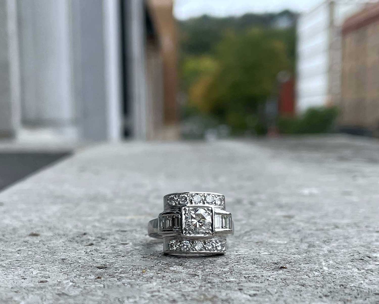 Montreal diamond ring jewels-12
